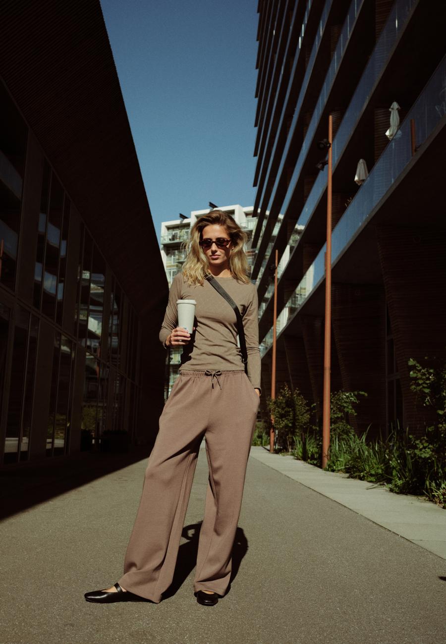 Logo Burn-out Blouse - Brown -Hype the Detail