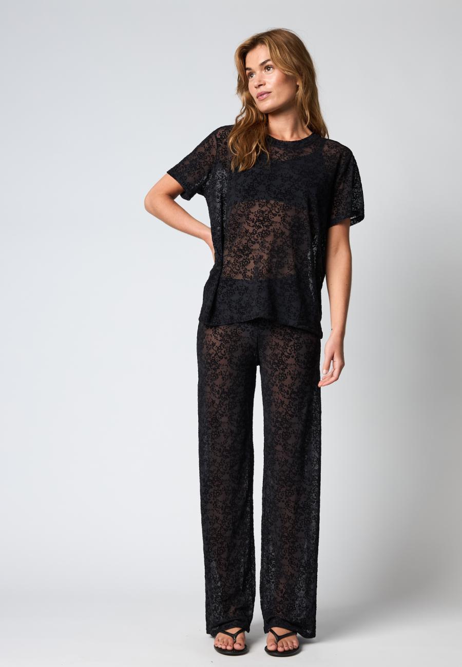 Lace Oversized T-Shirt - Black -Hype the Detail