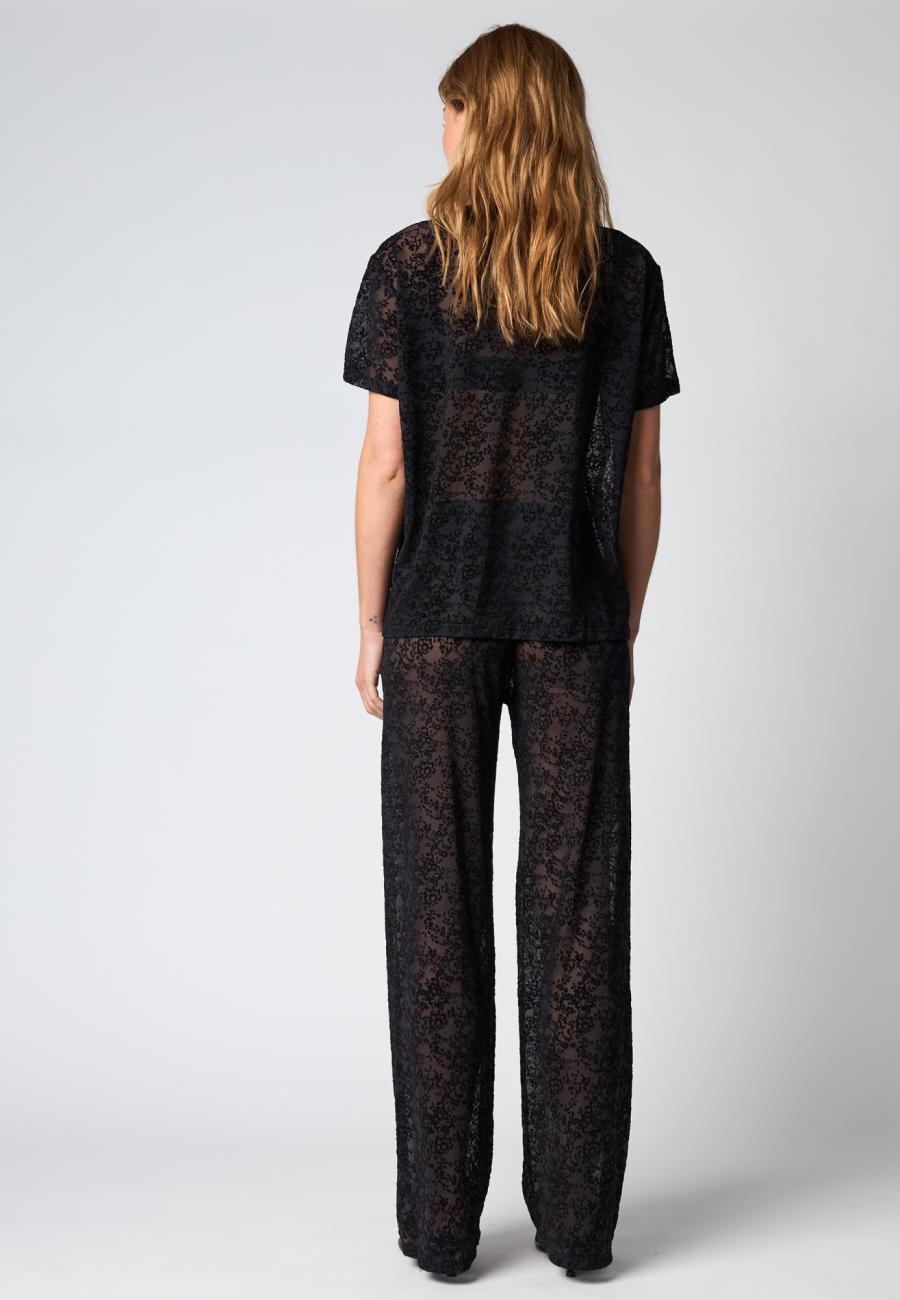 Lace Oversized T-Shirt - Black -Hype the Detail