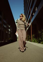 Sweatpants - Brown -Hype the Detail