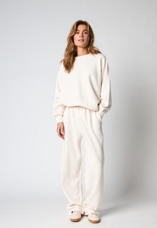 Sweatpants - Powder -Hype the Detail