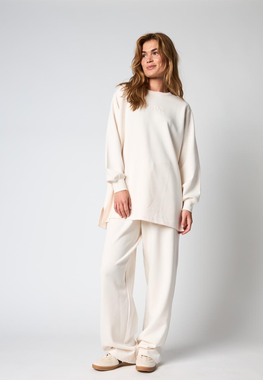 Sweatpants - Powder -Hype the Detail