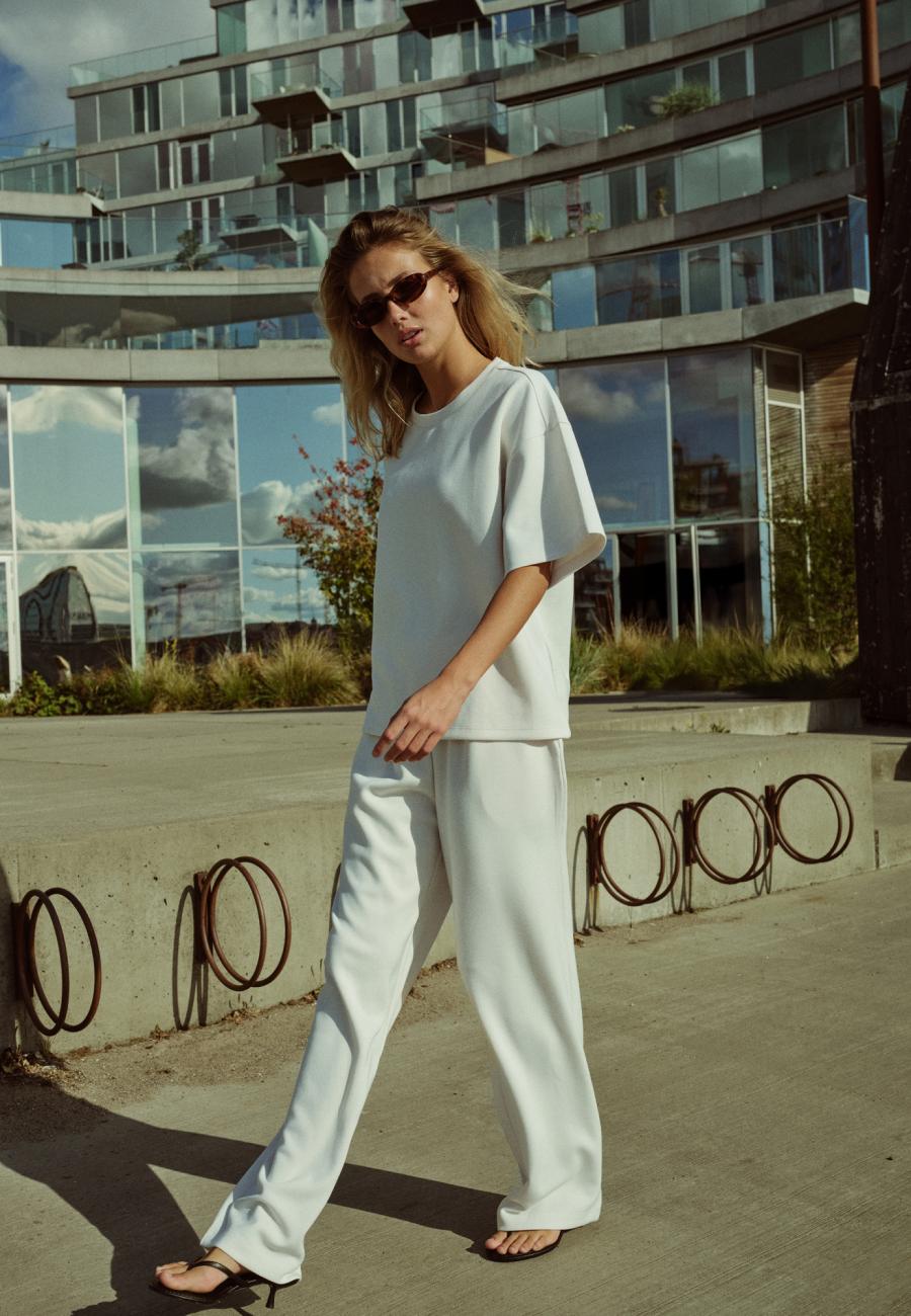 Sweatpants - Powder -Hype the Detail