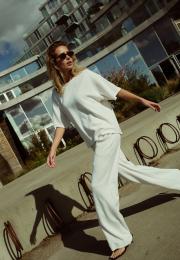 Sweat T-Shirt - Powder -Hype the Detail