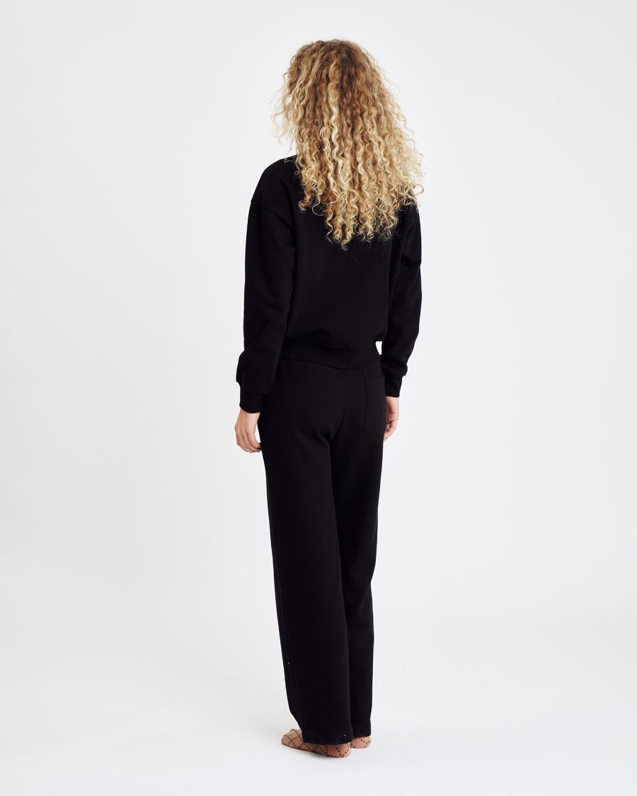 Sweatpants - Black -Hype the Detail