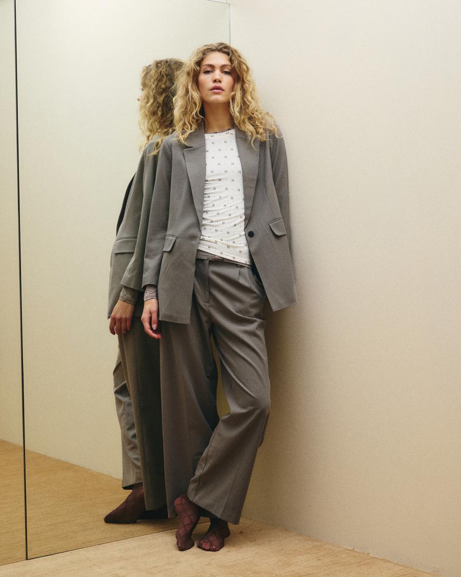 Blazer - Sand -Hype the Detail