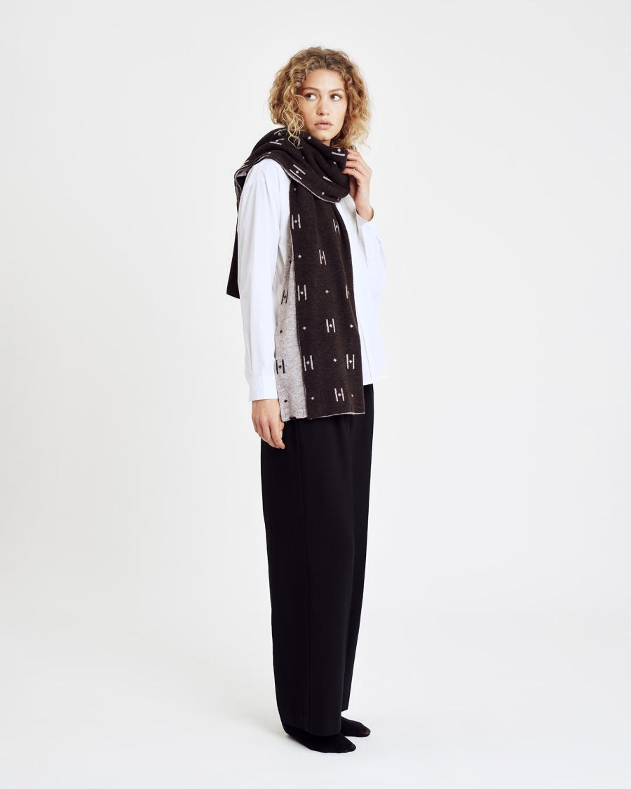 Logo Scarf - Brown